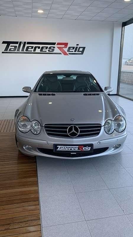 Usado Mercedes SL500 306 CV (225 kW) 2002 Gris Coupe
