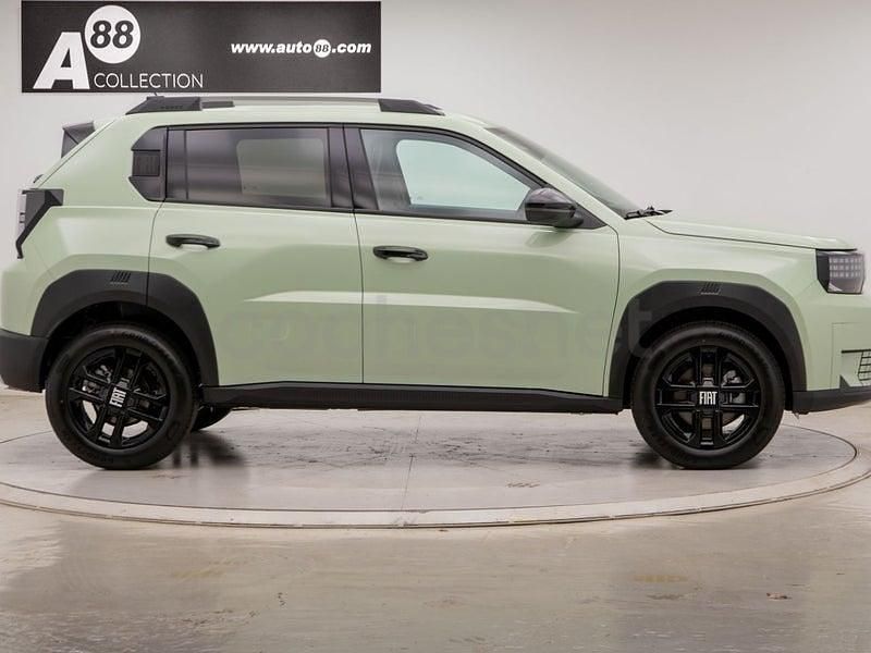 Usado Fiat Grande Panda Icon 110 CV (80 kW) 2025 Verde Utilitario