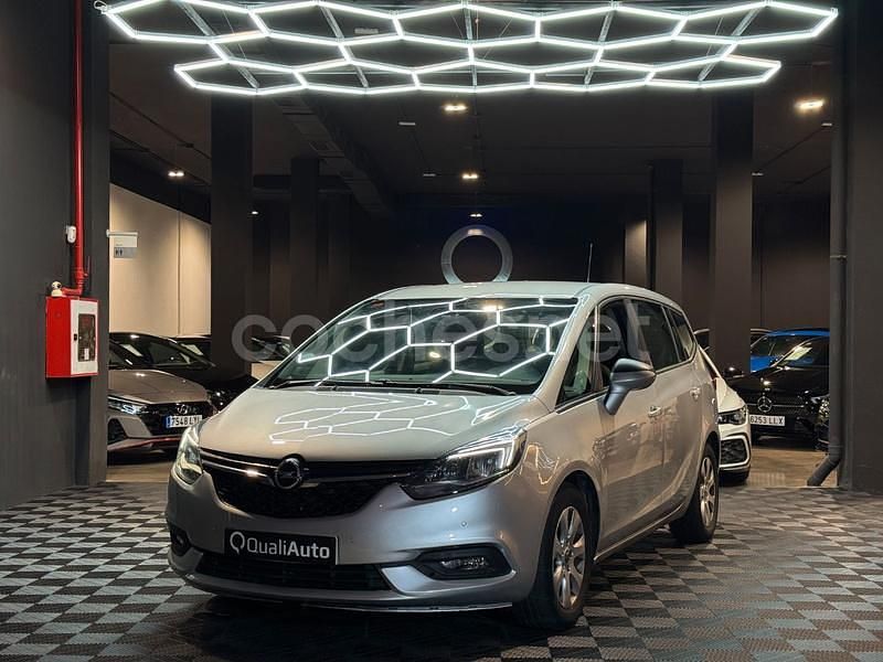 Gris / plata Usado 2017 Opel Zafira Tourer Selective Monovolumen | 10.990 € (Un poco caro) - Imagen 1/4