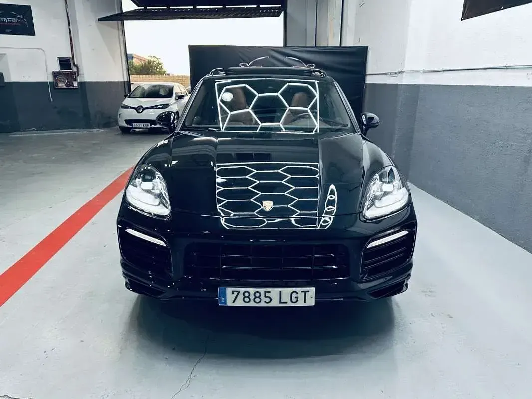 Usado Porsche Cayenne 340 CV (250 kW) 2020 Negro SUV