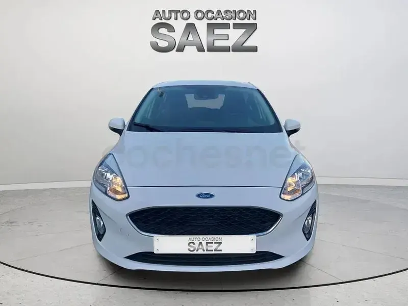 Usado Ford Fiesta Trend 85 CV (62 kW) 2018 Blanco Utilitario