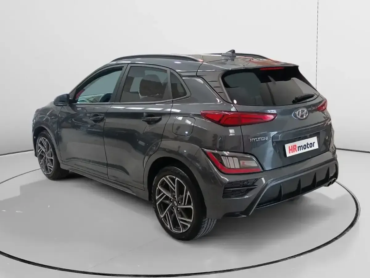 Używany Hyundai Kona N Line 120 KM (88 kW) 2023 Szary SUV