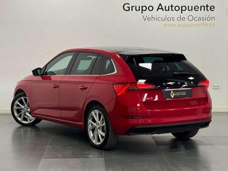 Usado Skoda Scala Sport 150 CV (110 kW) 2020 Rojo Utilitario