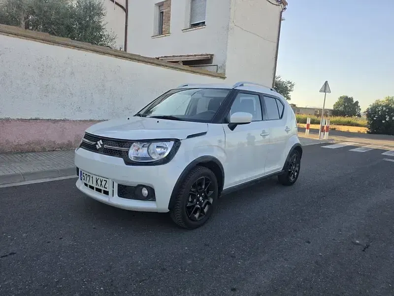 Usado Suzuki Ignis 90 CV (66 kW) 2019 Blanco SUV