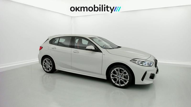 Usado BMW 118 M Sport 136 CV (100 kW) 2024 Alpinweiss Utilitario