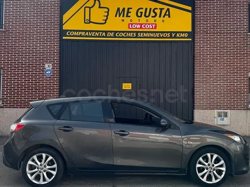 Usado Mazda 3 Style 115 CV (84 kW) 2011 Gris / plata Berlina