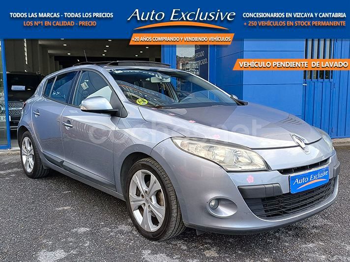 Gris / plata Usado 2008 Renault Mégane III Dynamique Berlina | 6490 € (Precio justo) - Imagen 1/4