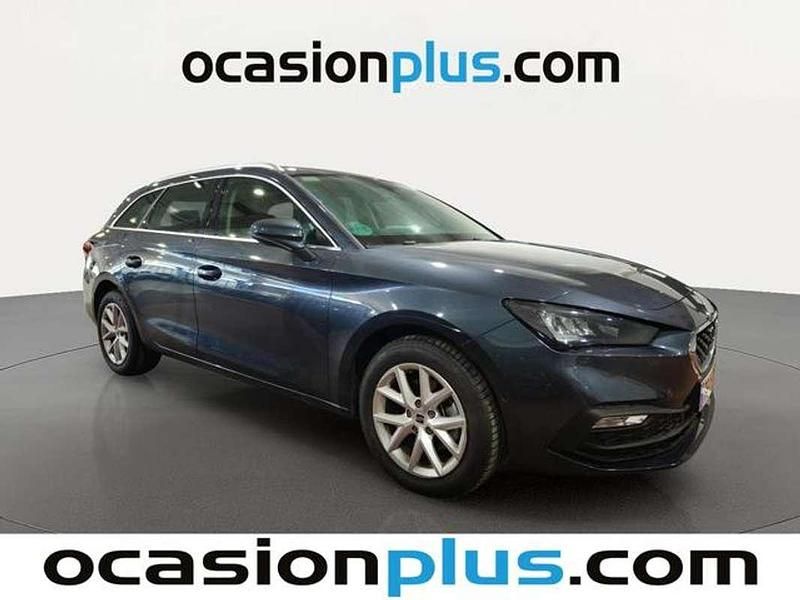 Usado Seat Leon ST Style 116 CV (85 kW) 2025 Gris Familiar