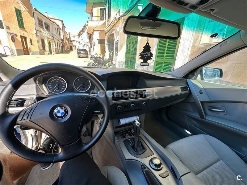 Usado BMW 530 218 CV (160 kW) 2005 Azul Familiar