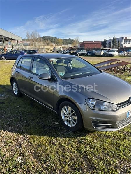 Usado VW Golf VII Advance 115 CV (84 kW) 2016 Beige Berlina