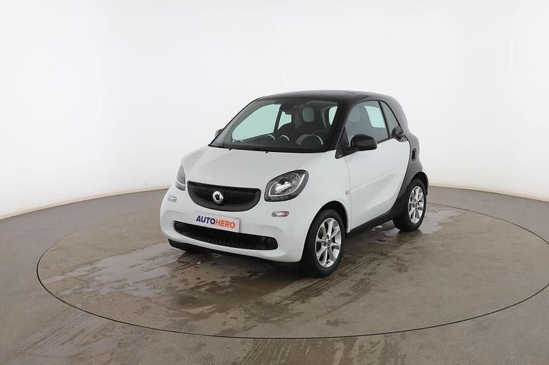 Blanco Usado 2016 Smart ForTwo Coupé Basis Utilitario | 9799 € (Caro) - Imagen 1/3