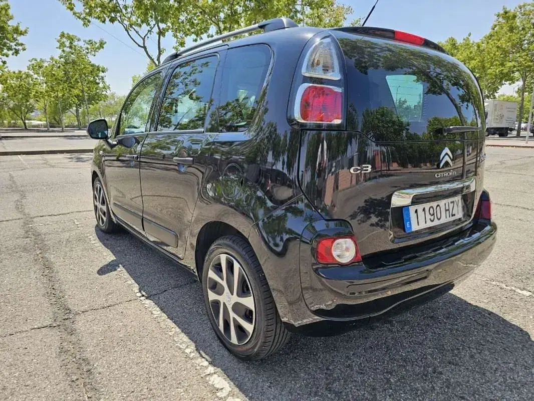 Usado Citroën C3 Picasso 92 CV (67 kW) 2014 Negro Monovolumen