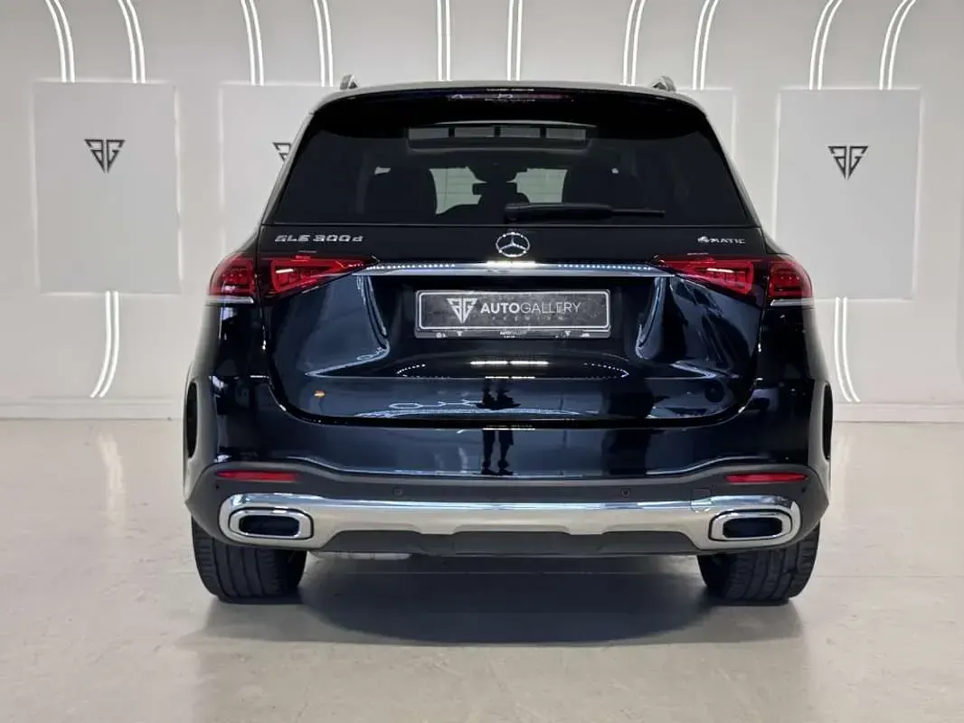 Usado Mercedes GLE300 272 CV (200 kW) 2023 Negro SUV
