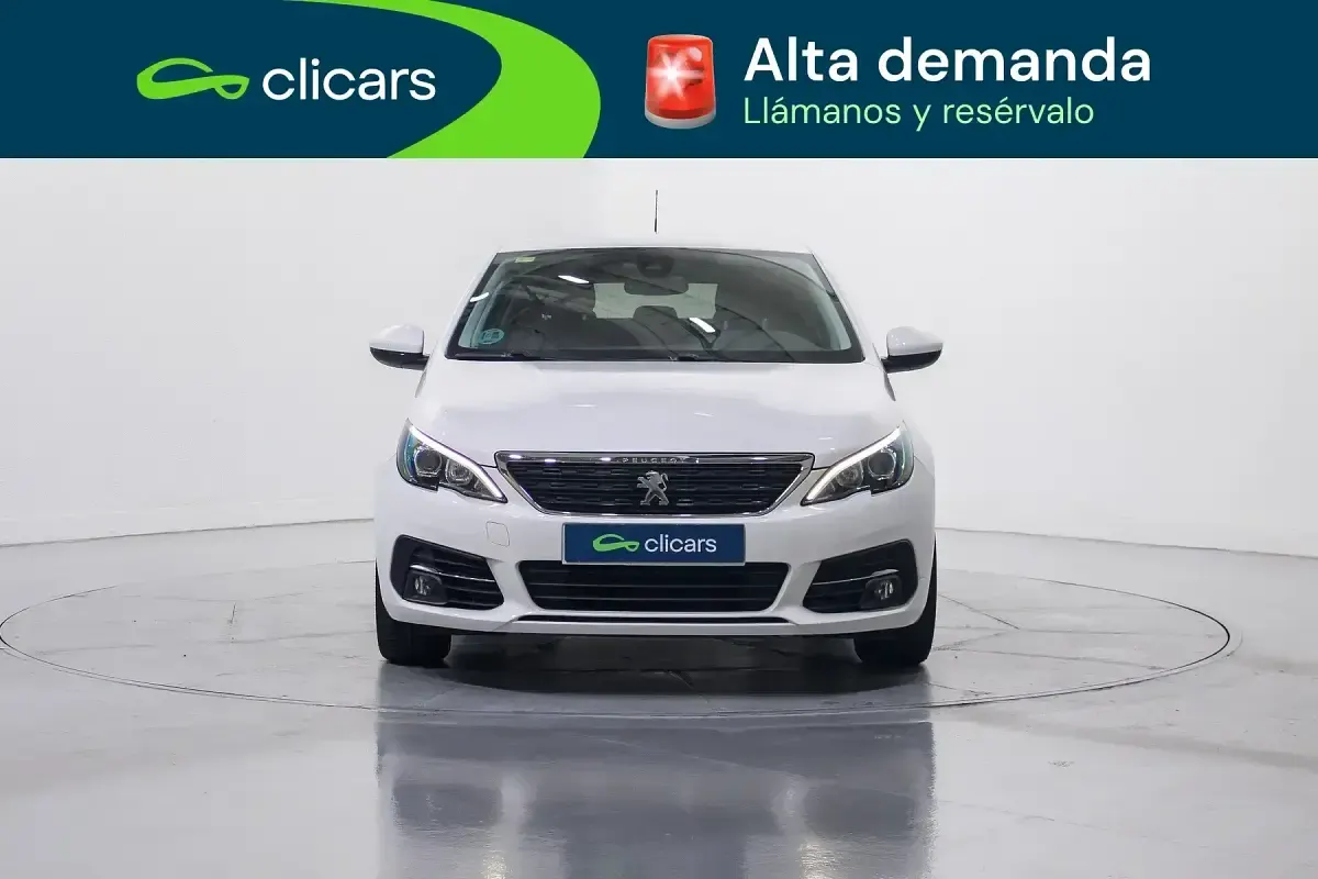 Usado Peugeot 308 Style 110 CV (80 kW) 2020 Blanco Berlina