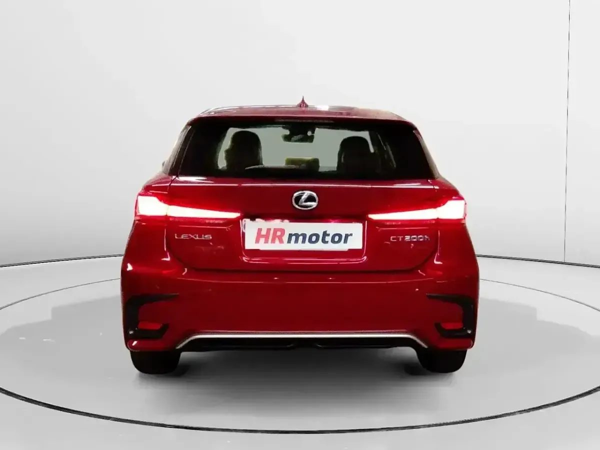 Usado Lexus CT200h Business Edition 136 CV (100 kW) 2020 Rojo
