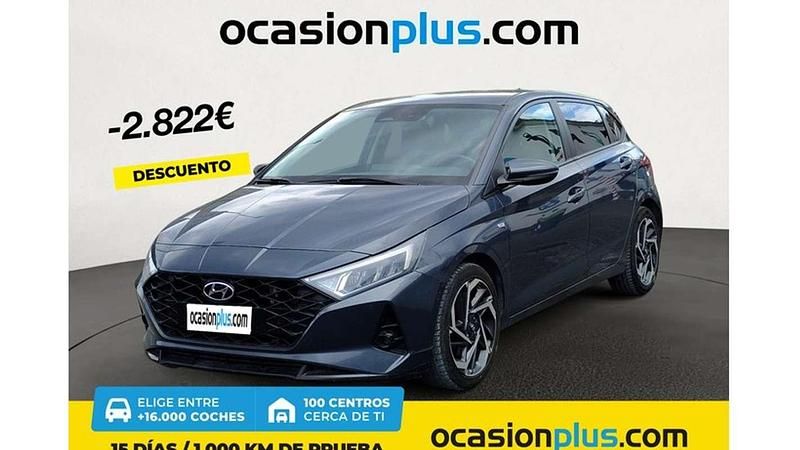 Gris Usado 2021 Hyundai i20 Utilitario | 12.223 € (Precio justo) - Imagen 1/4