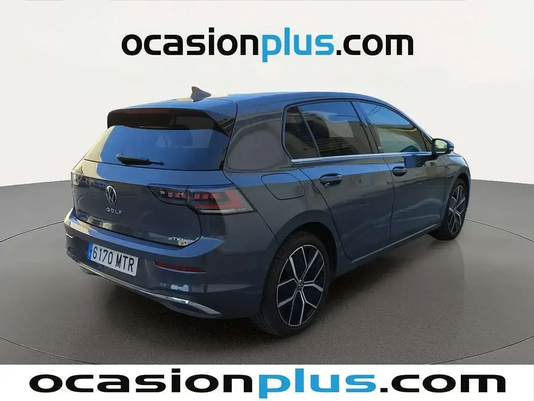 Usado VW Golf VIII 116 CV (85 kW) 2024 Gris Utilitario