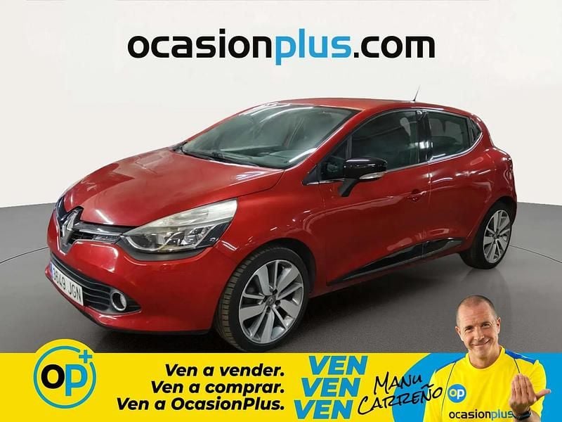 Begagnad Renault Clio IV 90 HK (66 kW) 2015 Röd Halvkombi