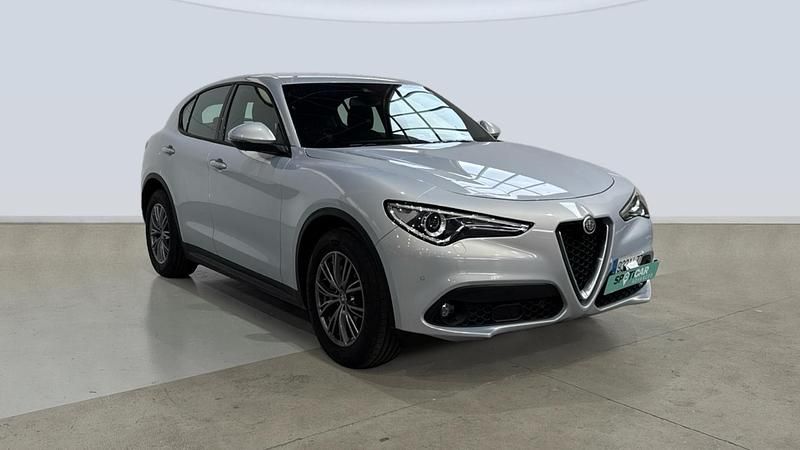 Usado Alfa Romeo Stelvio Super 160 CV (117 kW) 2022 Blanco SUV