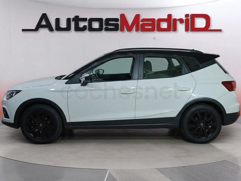 Usado Seat Arona Style 110 CV (80 kW) 2021 Blanco SUV