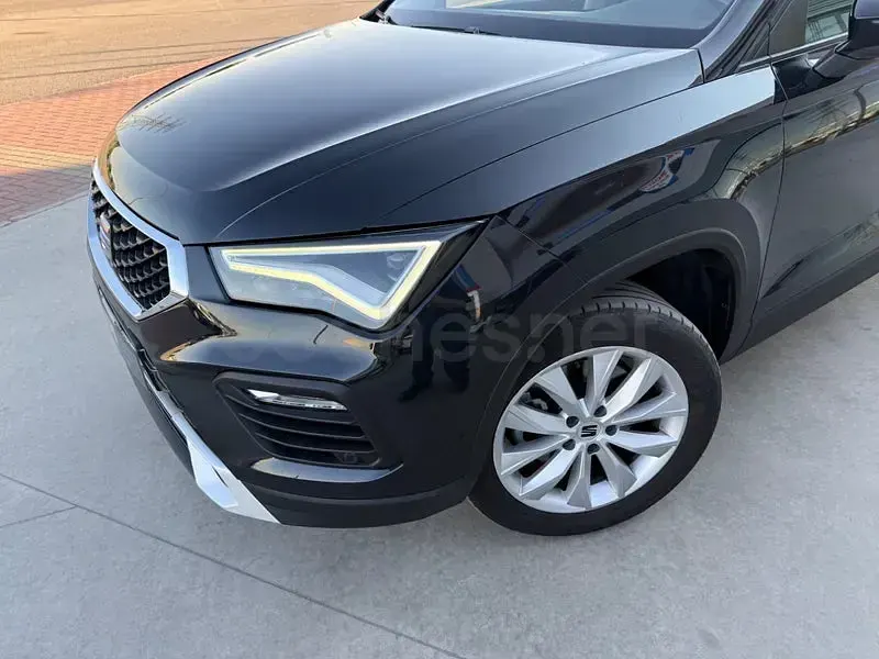 Usado Seat Ateca Style 150 CV (110 kW) 2022 Negro SUV