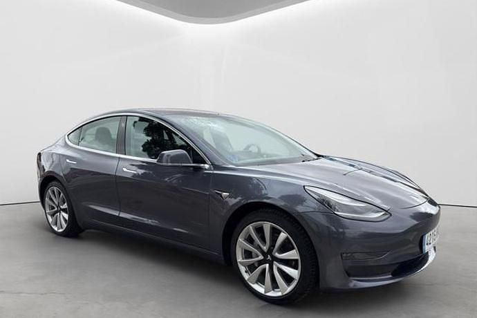 Usado 2019 Tesla Model 3 Berlina | 21.990 € (Precio justo) - Imagen 1/4
