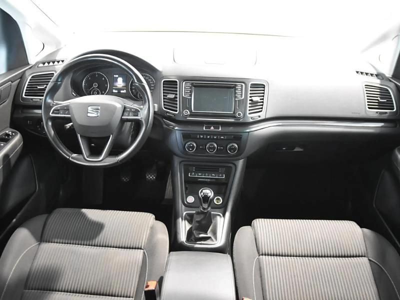 Usado Seat Alhambra Style 150 CV (110 kW) 2017 Gris/plata Monovolumen