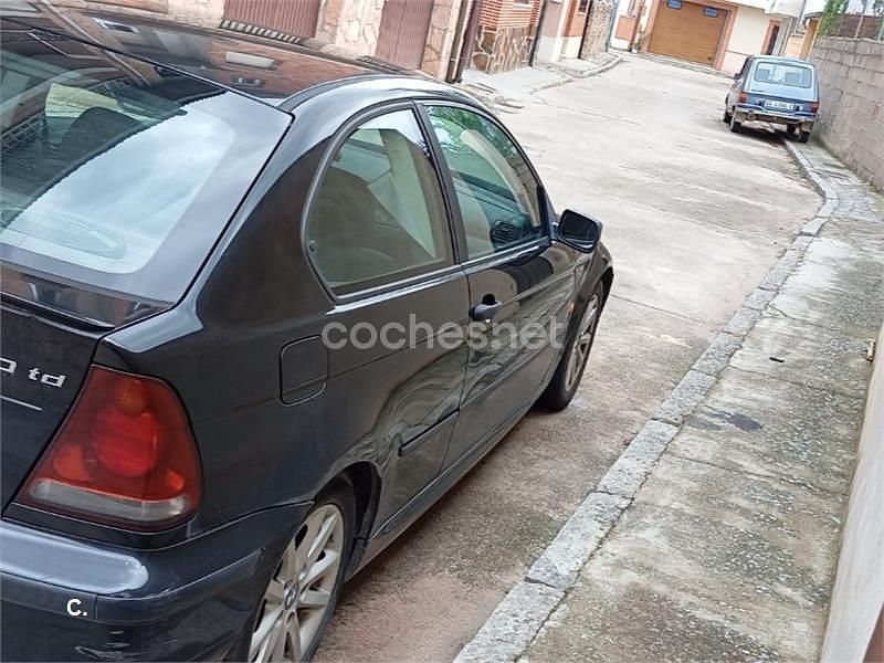 Negro Usado 2004 BMW 320 Berlina | 2800 € (Precio justo) - Imagen 1/4