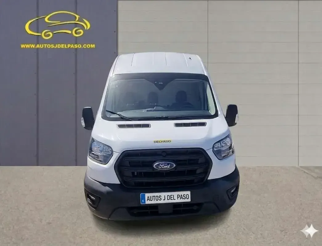 Usado Ford Transit Trend 131 CV (96 kW) 2022 Blanco Van