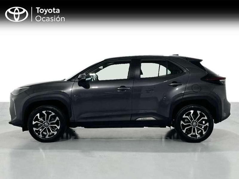 Usado Toyota Yaris Cross Active 116 CV (85 kW) 2022 Gris SUV