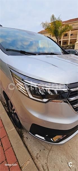 Usado Renault Trafic 150 CV (110 kW) 2024 Gris / plata Monovolumen