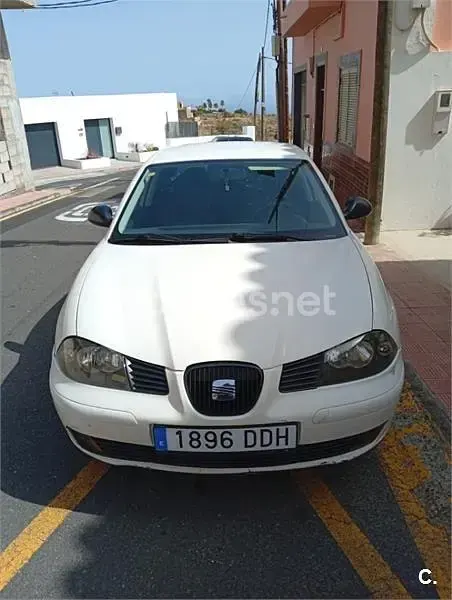 Usado Seat Cordoba 100 CV (73 kW) 2004 Blanco Berlina