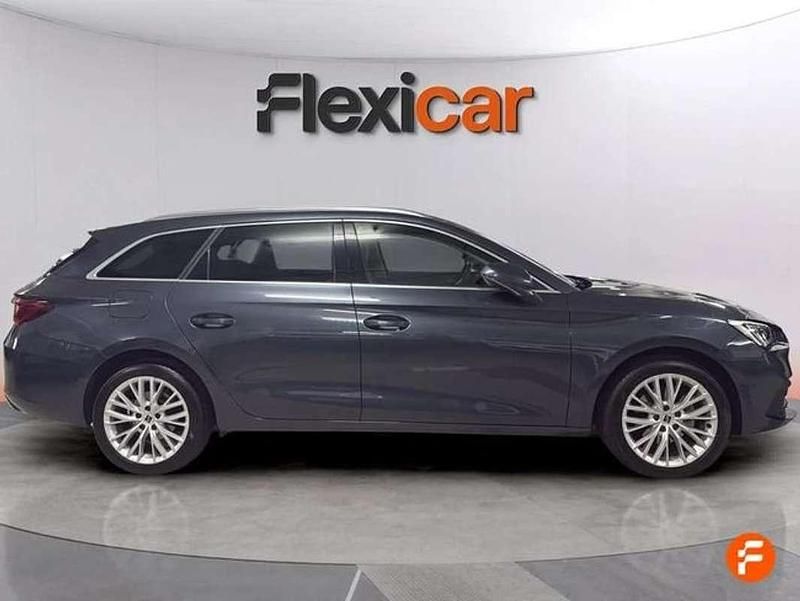 Usado Seat Leon ST XCELLENCE 150 CV (110 kW) 2021 Gris Familiar