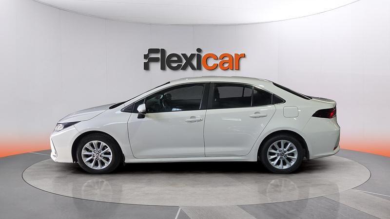 Usado Toyota Corolla Active 140 CV (102 kW) 2023 Blanco Berlina