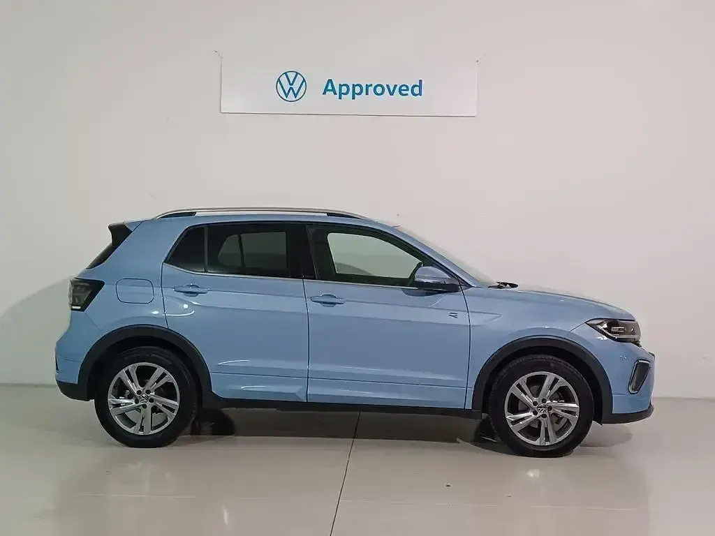 Usado VW T-Cross R-line 116 CV (85 kW) 2024 Azul SUV