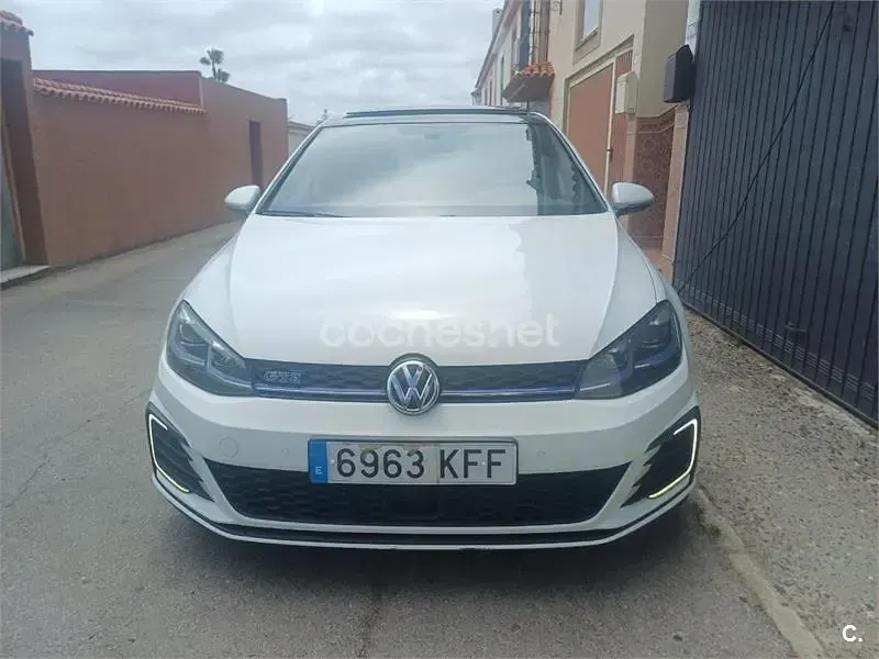 Usado VW Golf VII GTE 204 CV (150 kW) 2017 Blanco Berlina