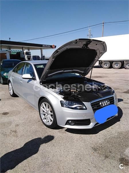 Usado Audi A4 170 CV (125 kW) 2012 Gris / plata Berlina