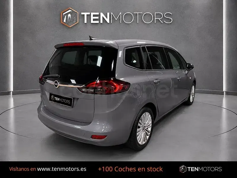 Usado Opel Zafira Tourer Excellence 136 CV (100 kW) 2016 Gris / plata Monovolumen
