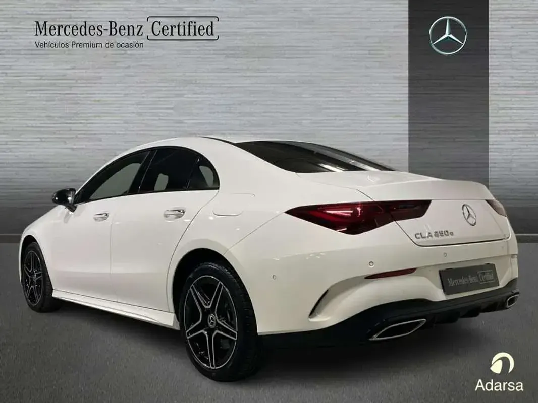 Usado Mercedes CLA250 163 CV (119 kW) 2025 Coupe