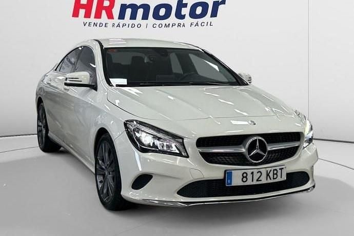 Usado 2017 Mercedes CLA220 Berlina | 23.990 € (Precio justo) - Imagen 1/4