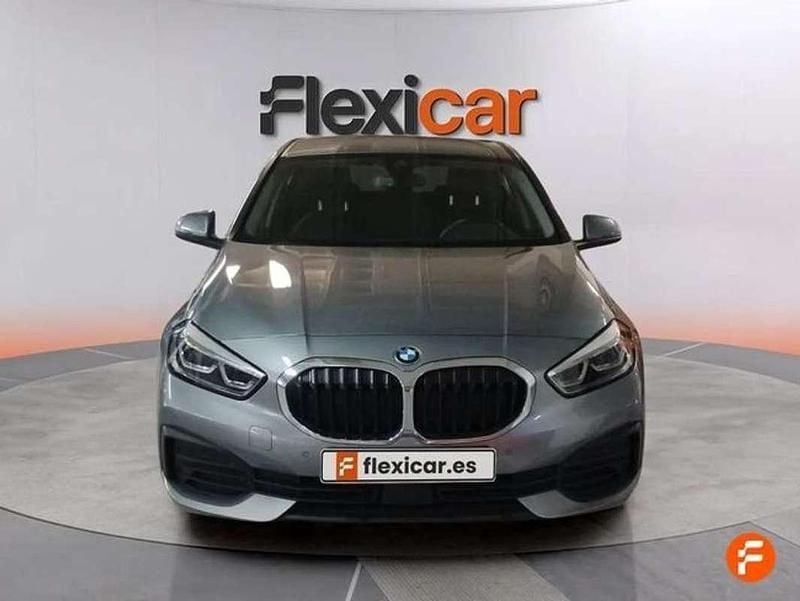 Usado BMW 116 116 CV (85 kW) 2022 Gris Utilitario