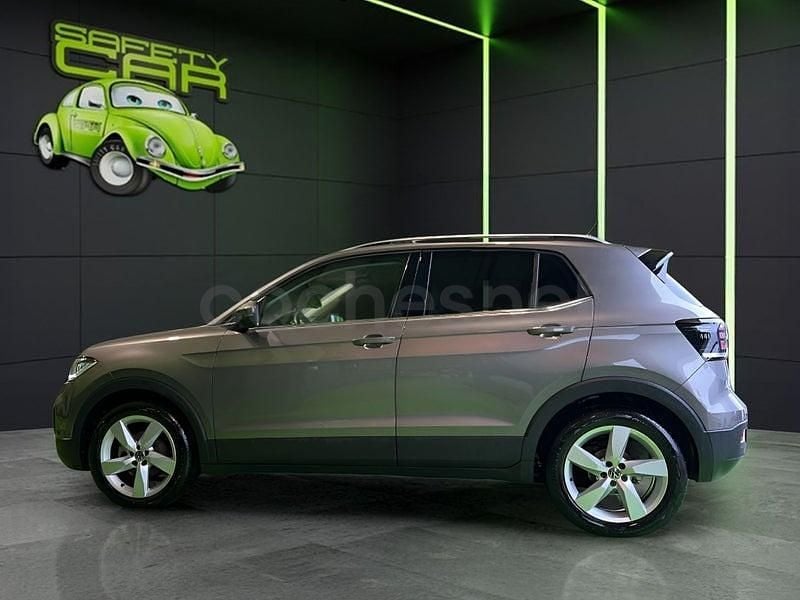 Usado VW T-Cross Sportline 110 CV (80 kW) 2021 Gris / plata SUV