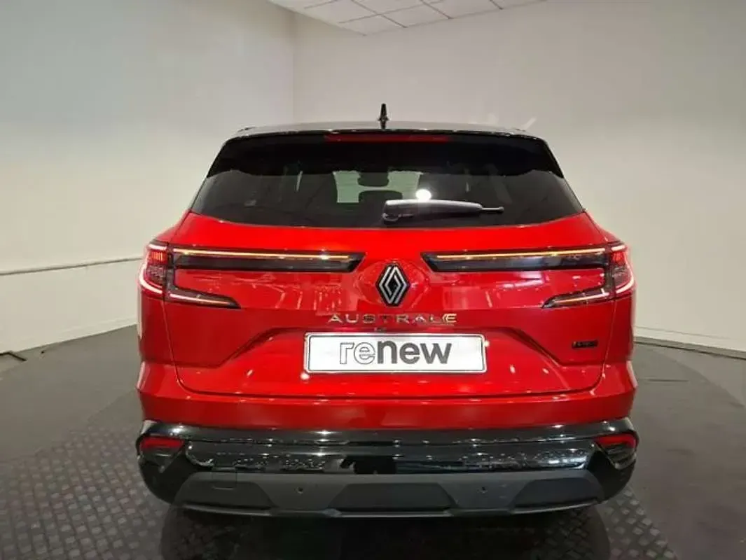 Usado Renault Austral Techno 199 CV (146 kW) 2025 Rojo SUV