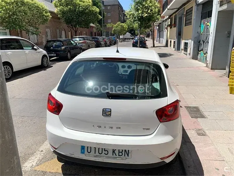 Usado Seat Ibiza Style 90 CV (66 kW) 2017 Blanco Berlina