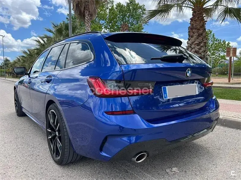 Usado BMW 330e Comfort Edition 292 CV (214 kW) 2021 Azul Familiar