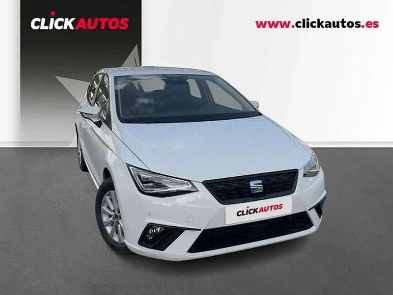 Usado Seat Ibiza Style 90 CV (66 kW) 2025 Blanco Utilitario