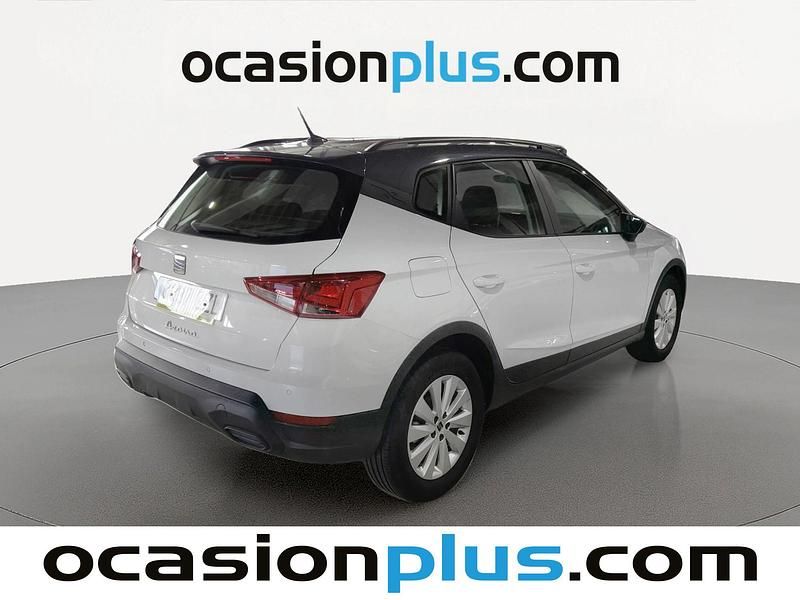 Usado Seat Arona Style 110 HP (80 kW) 2022 Branco SUV