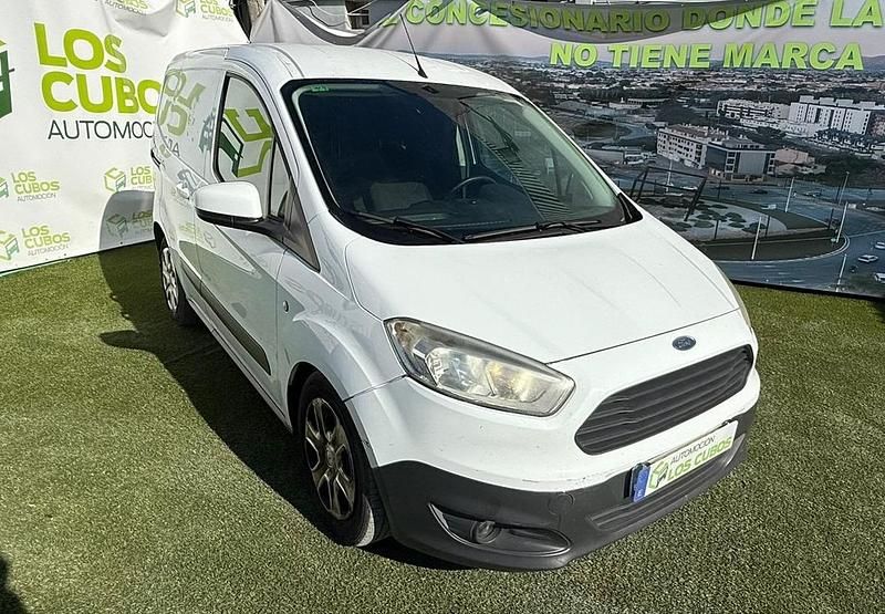 Usado Ford Transit Connect Ambiente 75 CV (55 kW) 2016 Blanco Monovolumen