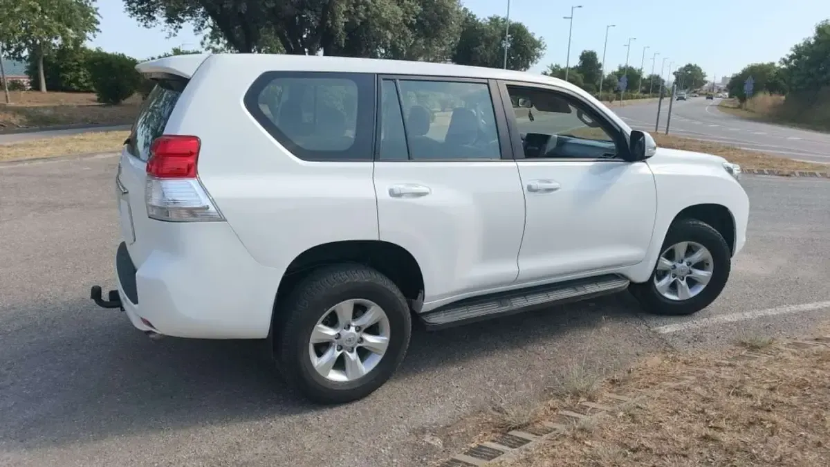 Usado Toyota Land Cruiser 173 CV (127 kW) 2010 Blanco SUV