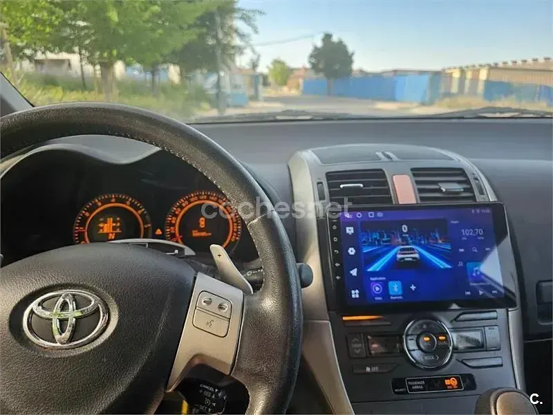 Usado Toyota Auris Sol 124 CV (91 kW) 2007 Gris / plata Utilitario